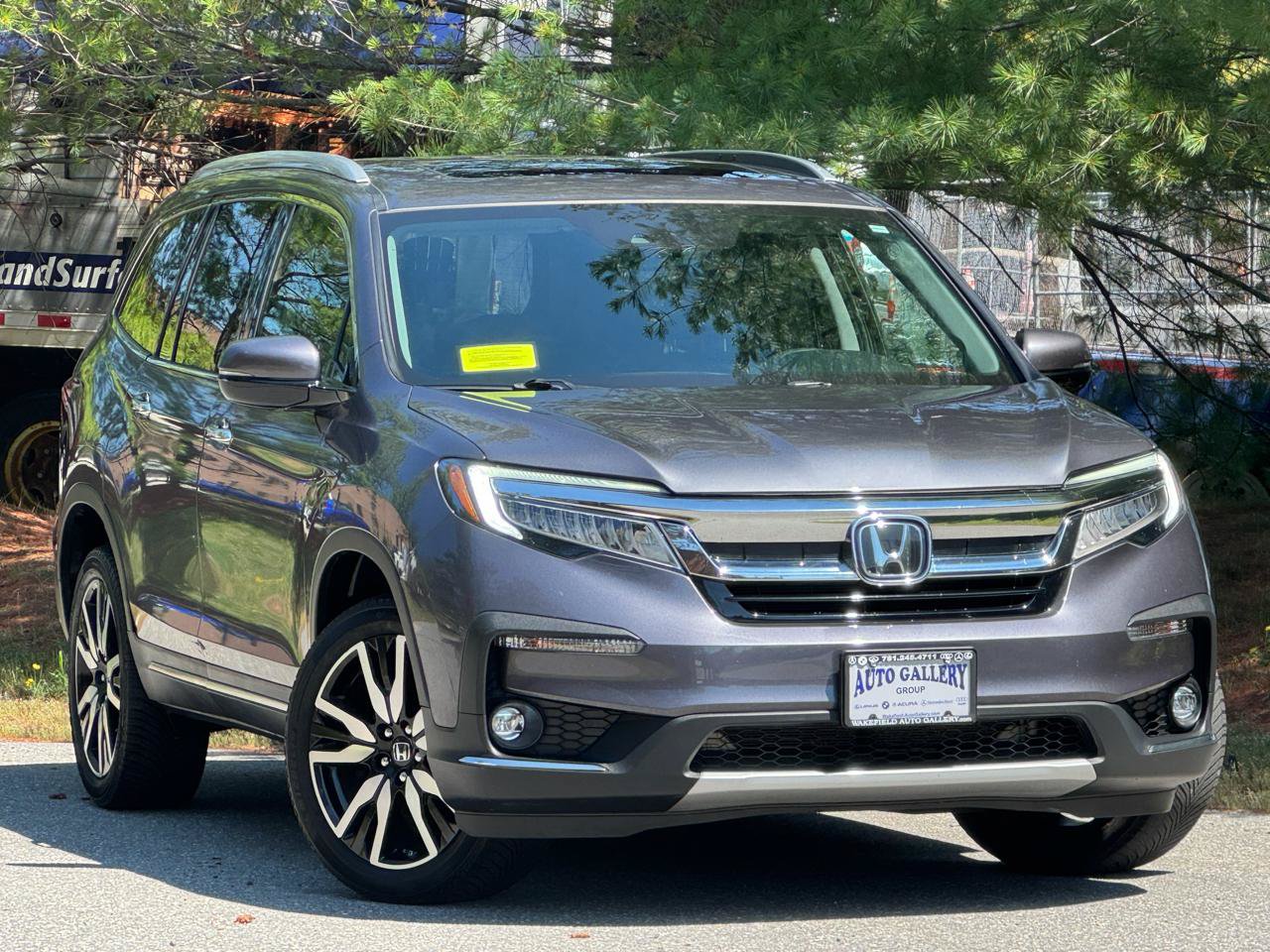 Used 2019 Honda Pilot Touring image 1