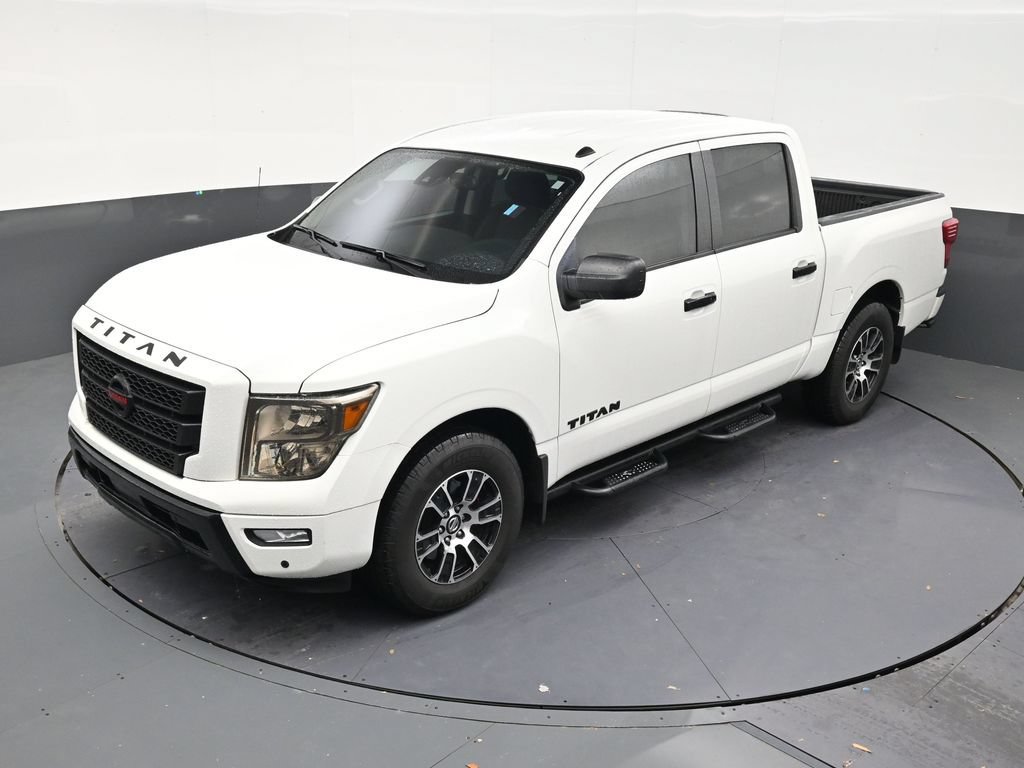 Used 2021 Nissan Titan SV w/ SV Convenience Package RWD image 11