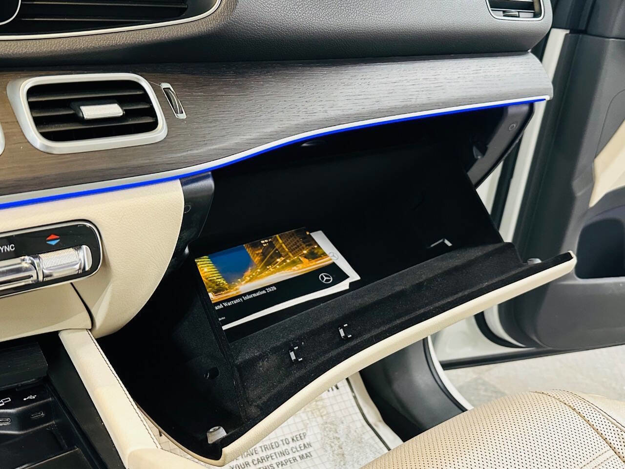 Used 2020 Mercedes-Benz GLE 580 4MATIC w/ Parking Assist Package image 20