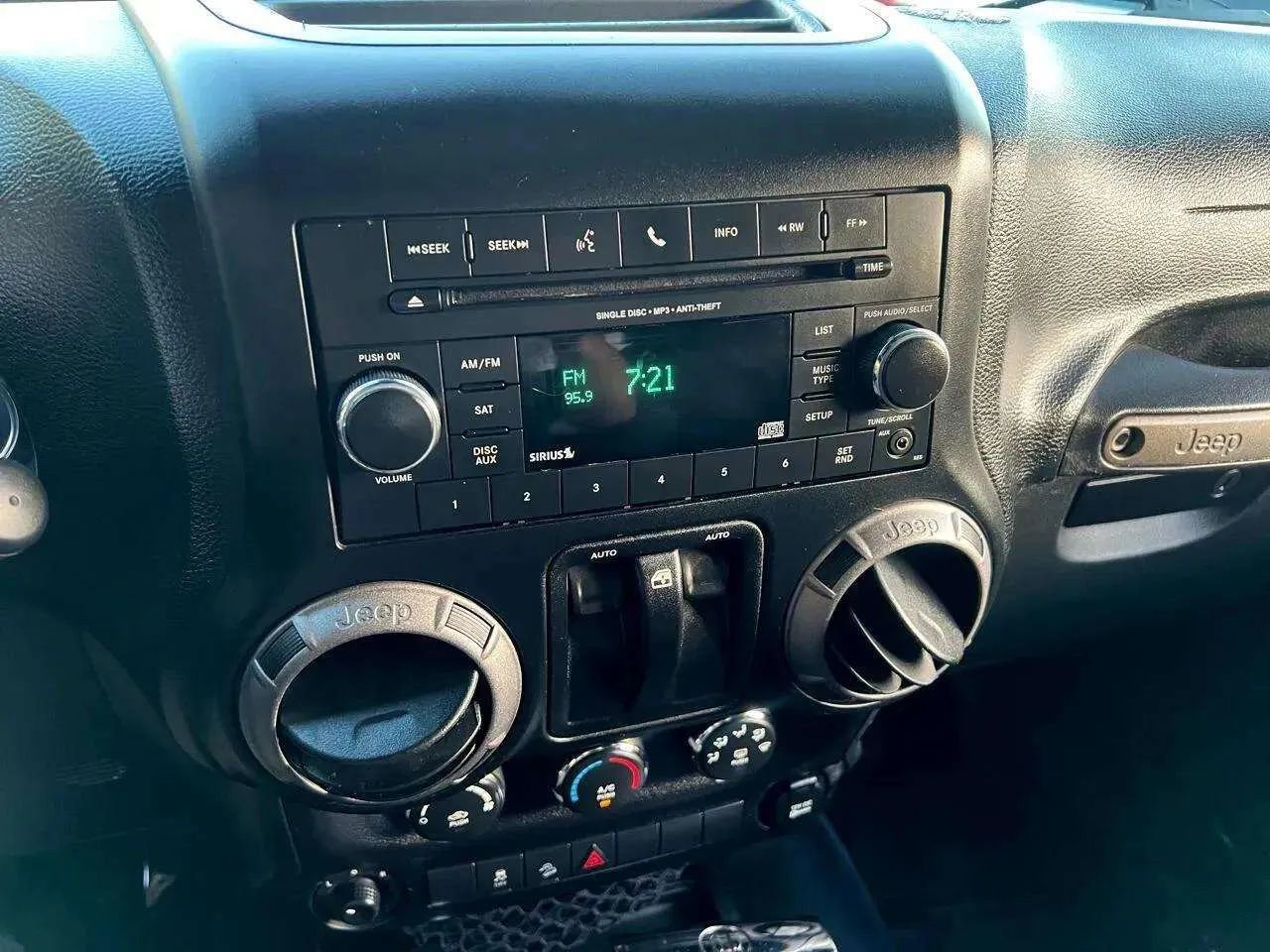 Used 2017 Jeep Wrangler Sport w/ Quick Order Package 24S image 10