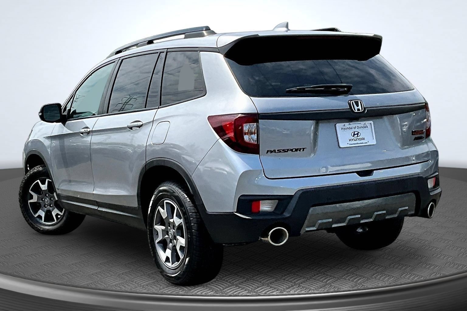 Used 2022 Honda Passport TrailSport image 3
