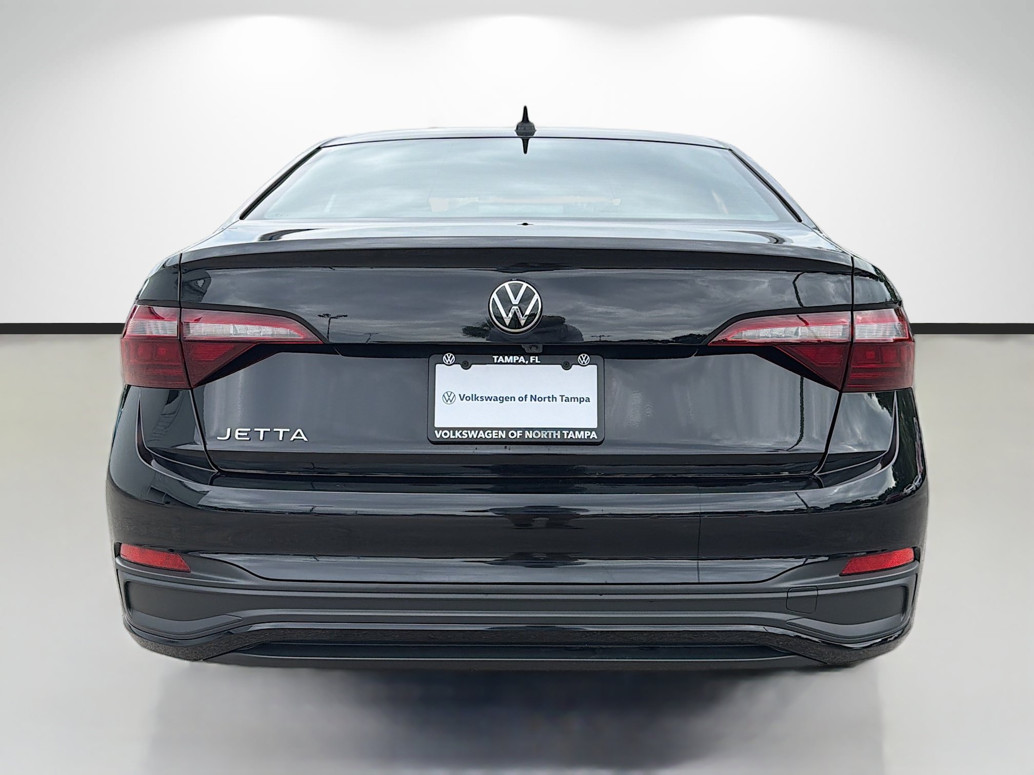 Used 2024 Volkswagen Jetta Sport FWD image 4