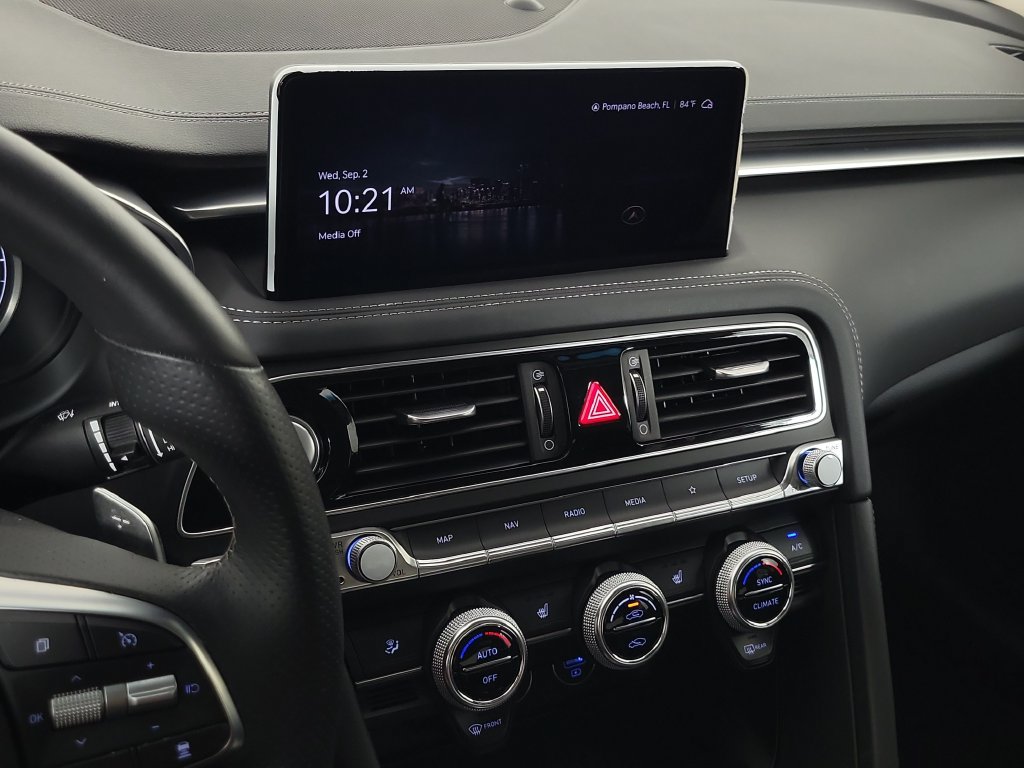 Used 2023 Genesis G70 2.0T RWD image 26