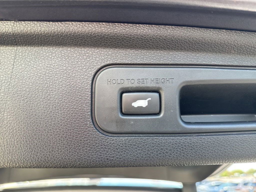 Used 2023 Honda Odyssey Touring image 7