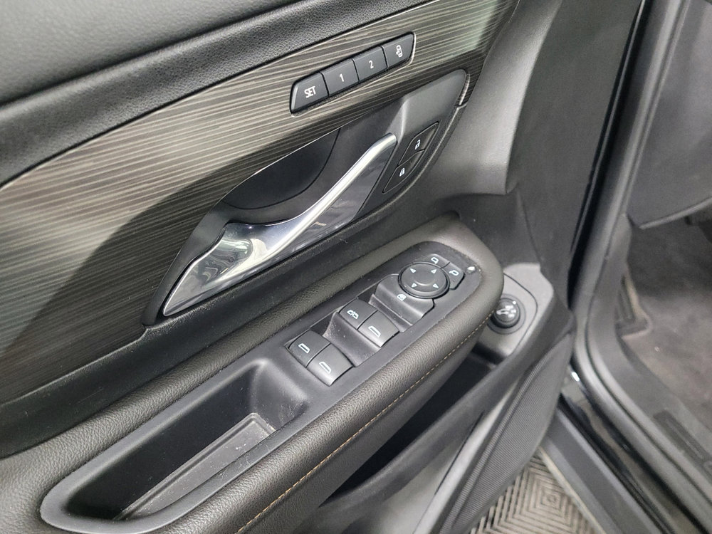 Used 2020 GMC Terrain SLT w/ Preferred Package image 27