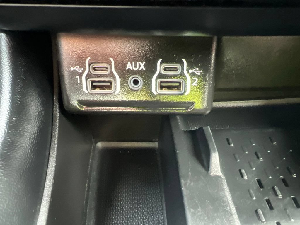 Used 2025 Dodge Durango GT AWD/4WD image 57