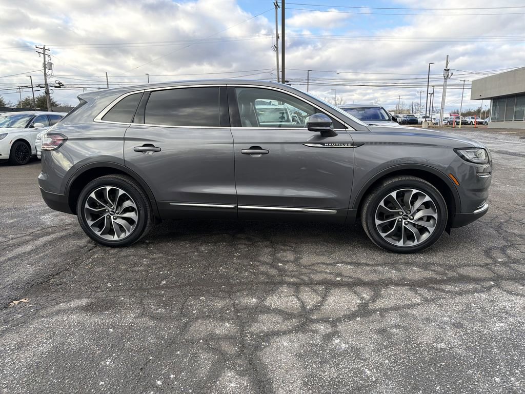 Certified 2021 Lincoln Nautilus Reserve w/ Cargo Utility Package image 6