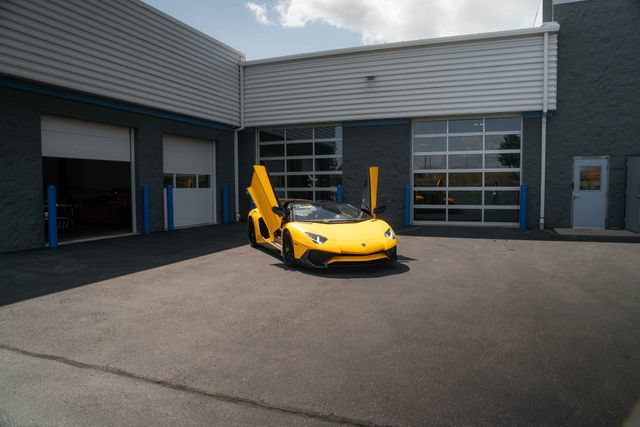 Used 2016 Lamborghini Aventador LP 750-4 Superveloce AWD/4WD image 28