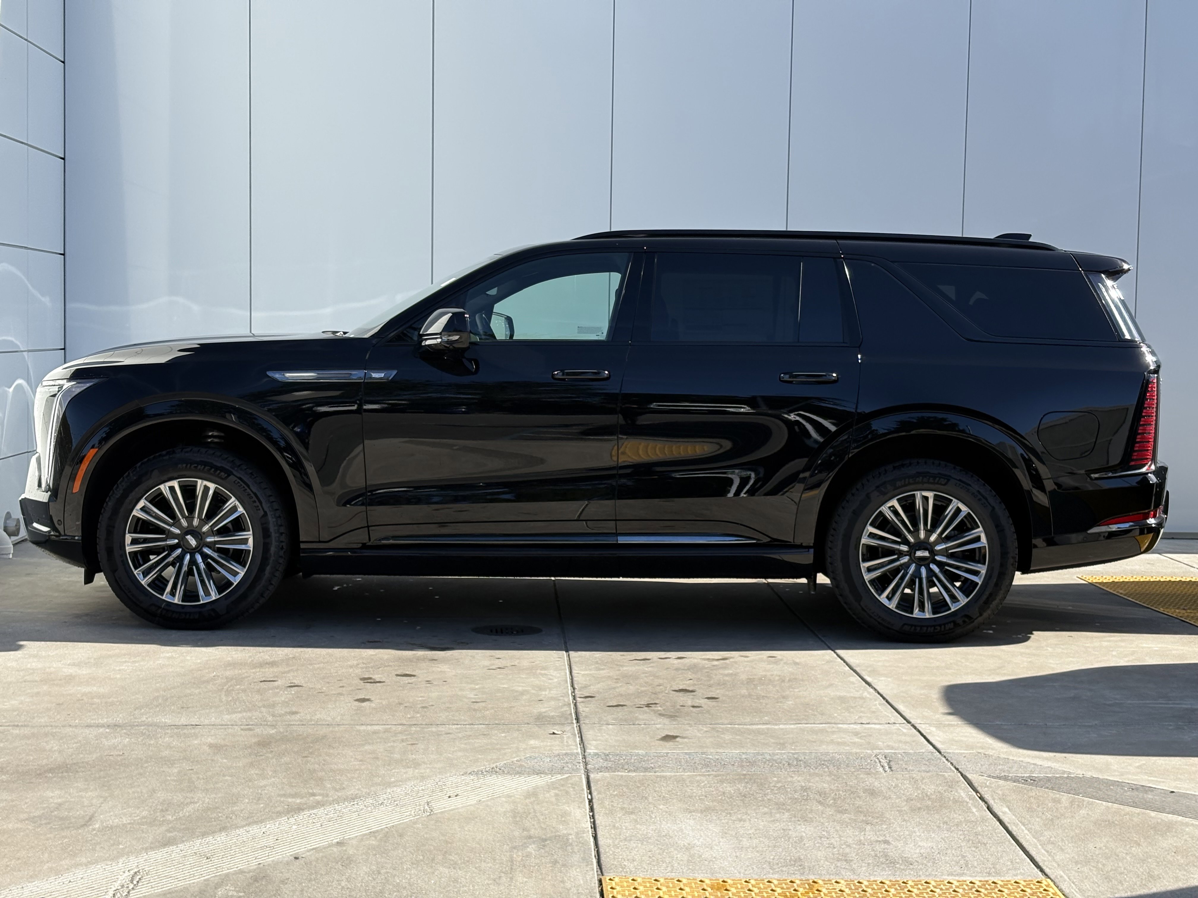 New 2026 Cadillac Escalade IQL Sport 1 image 4