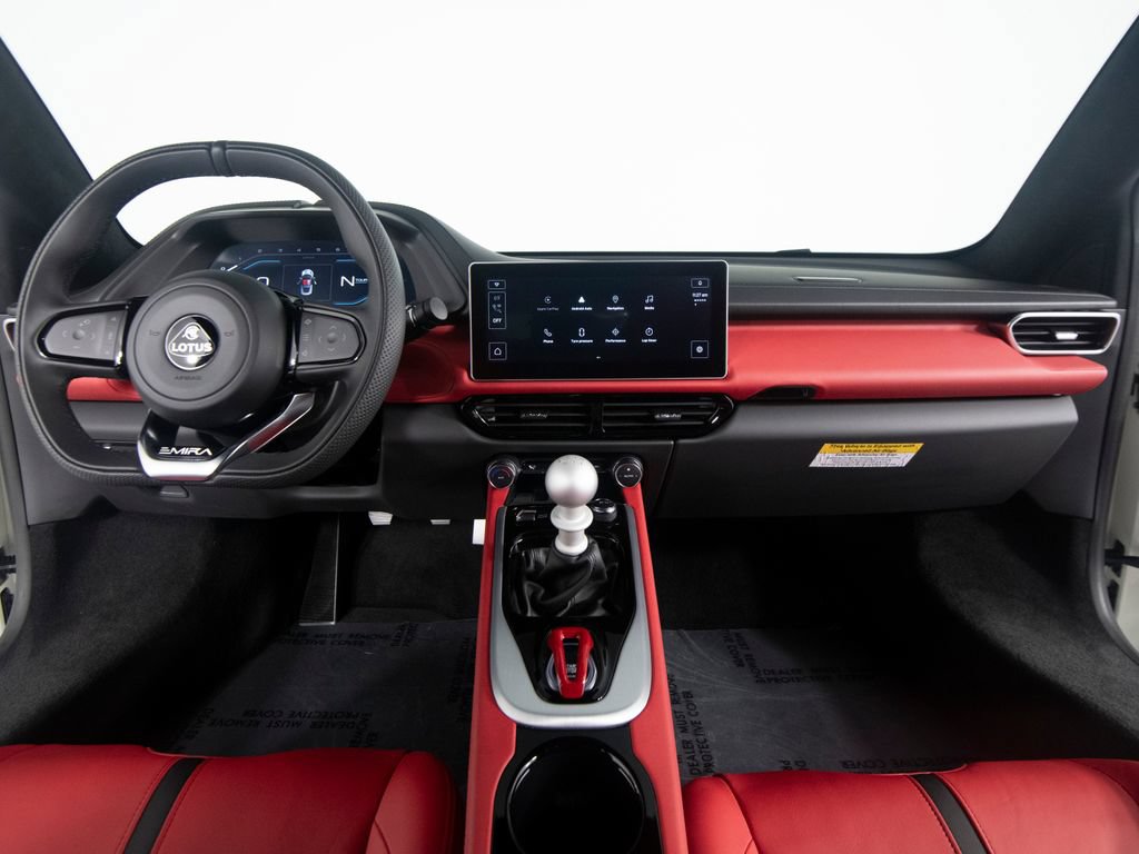 Used 2025 Lotus Emira RWD image 34