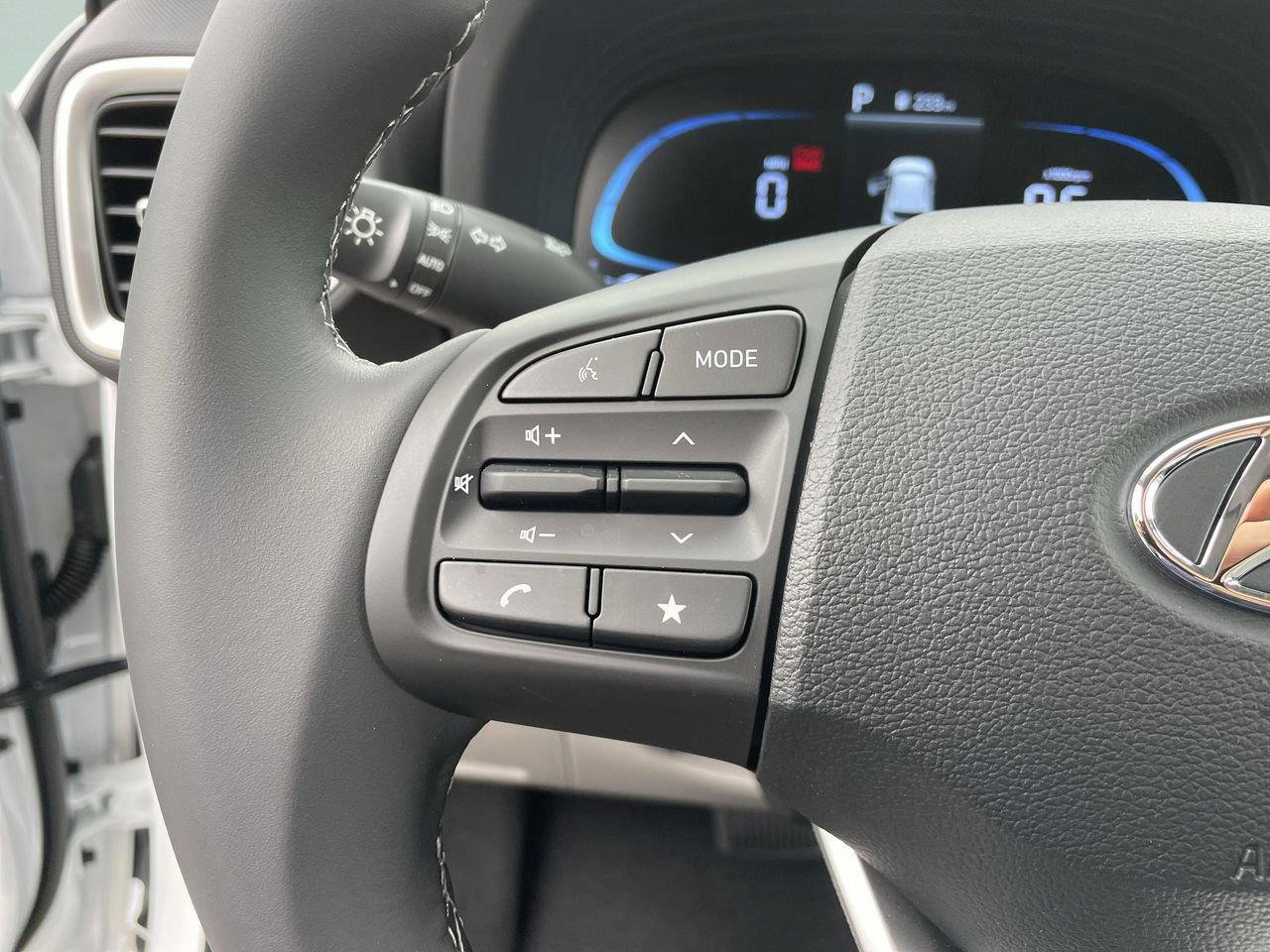 New 2026 Hyundai Venue SEL FWD image 35