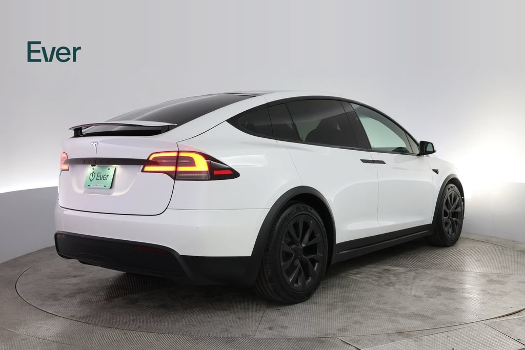 Used 2023 Tesla Model X AWD/4WD image 3