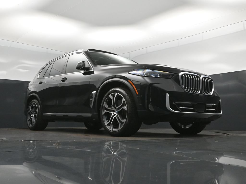 Certified 2024 BMW X5 xDrive50e w/ Premium Package AWD/4WD image 44