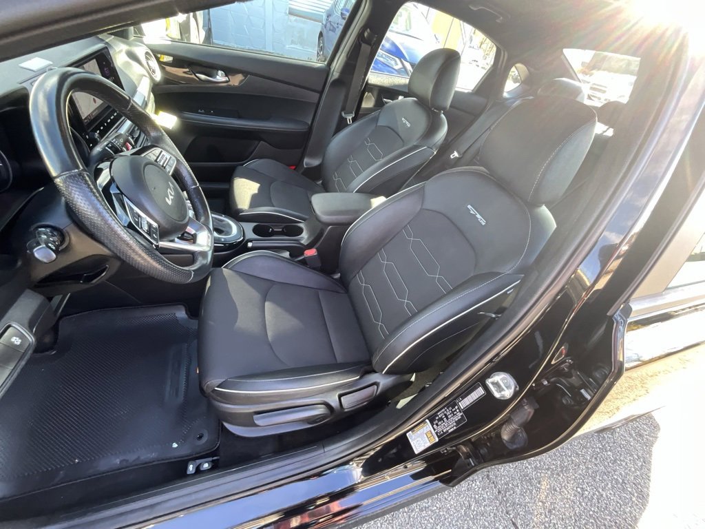 Used 2023 Kia Forte GT-Line image 10