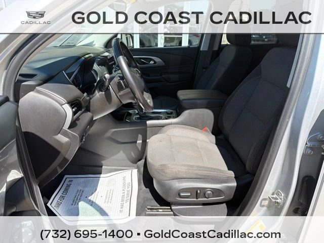 Used 2019 Chevrolet Traverse LT FWD image 16