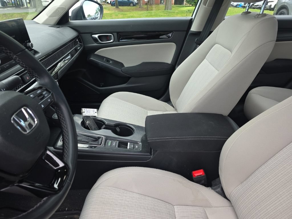 Used 2023 Honda Civic EX image 19
