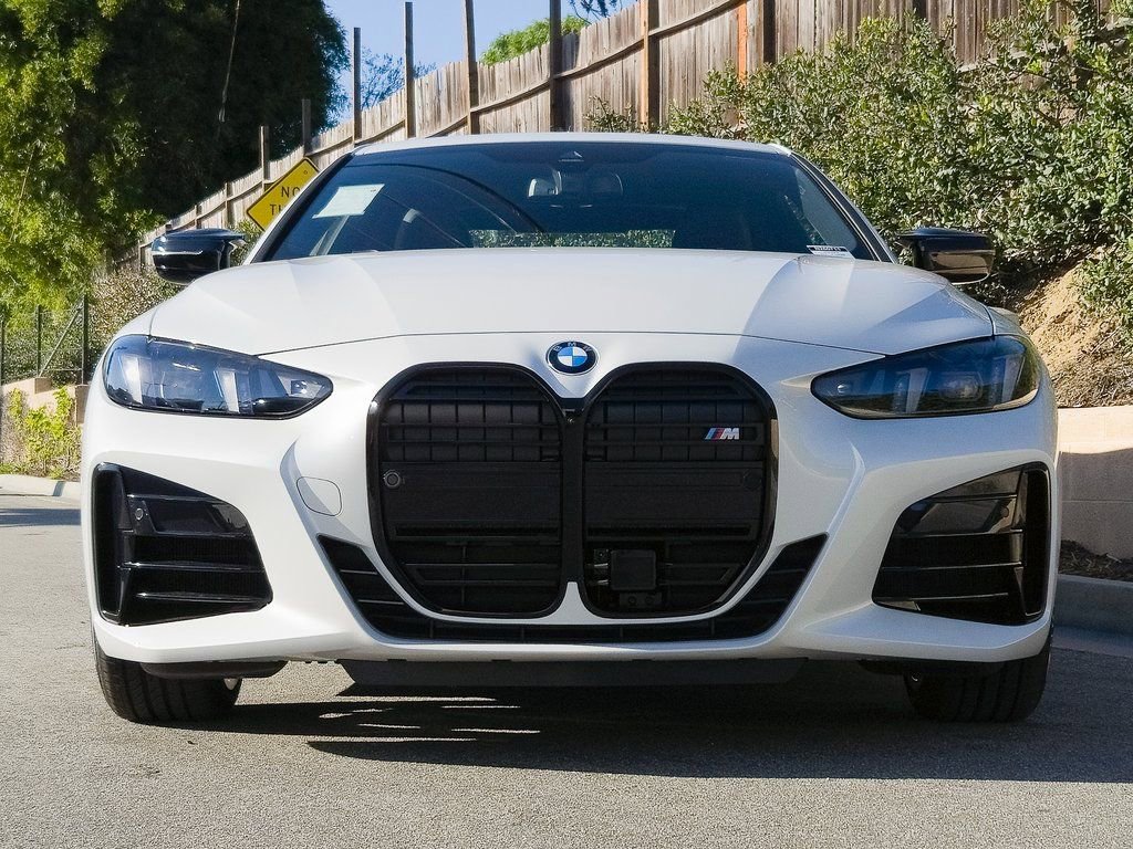 New 2026 BMW M440i Coupe w/ Premium Package image 3
