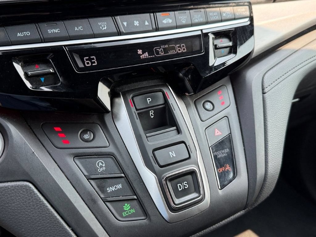 Used 2025 Honda Odyssey Sport-L image 31