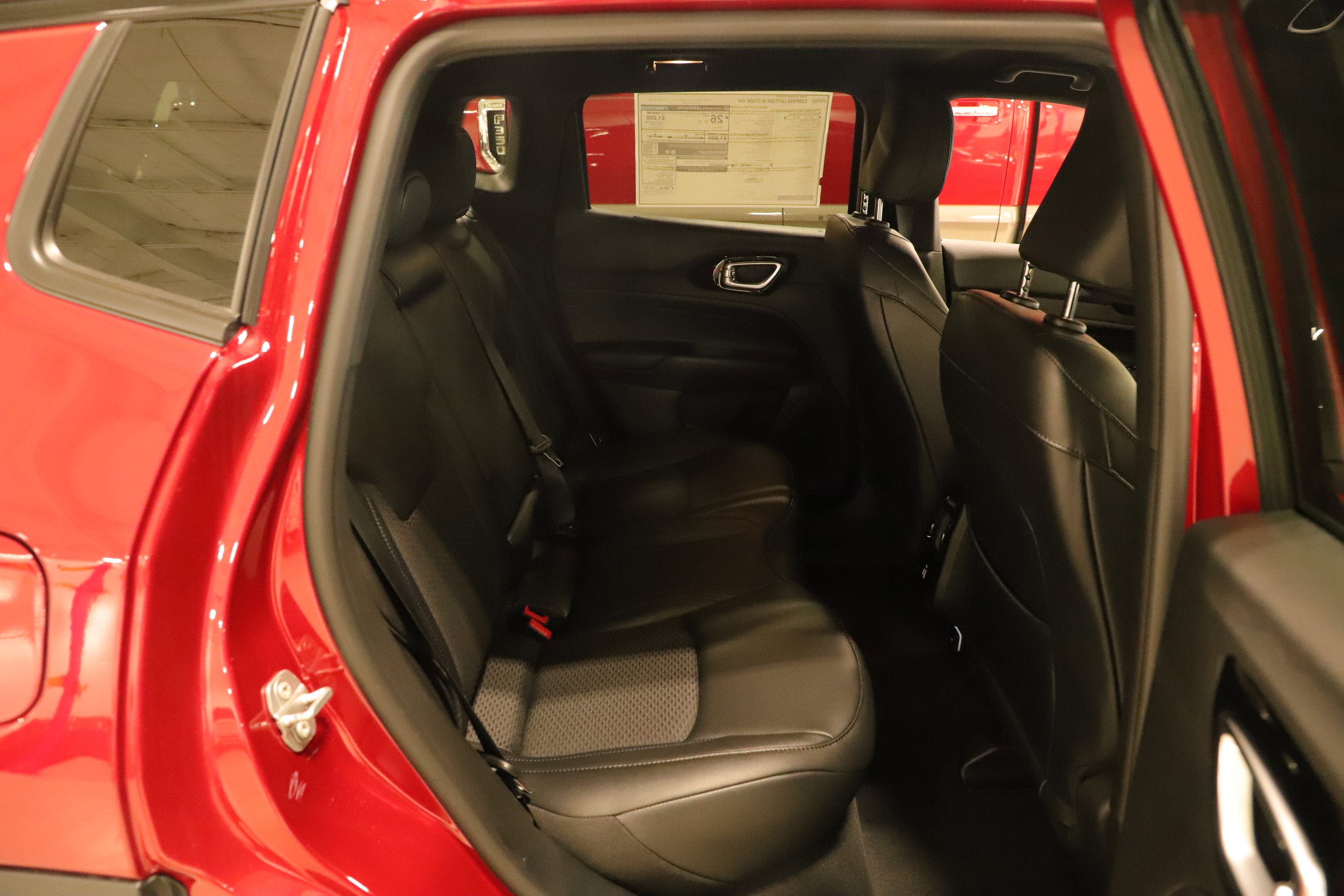 New 2026 Jeep Compass Latitude image 15