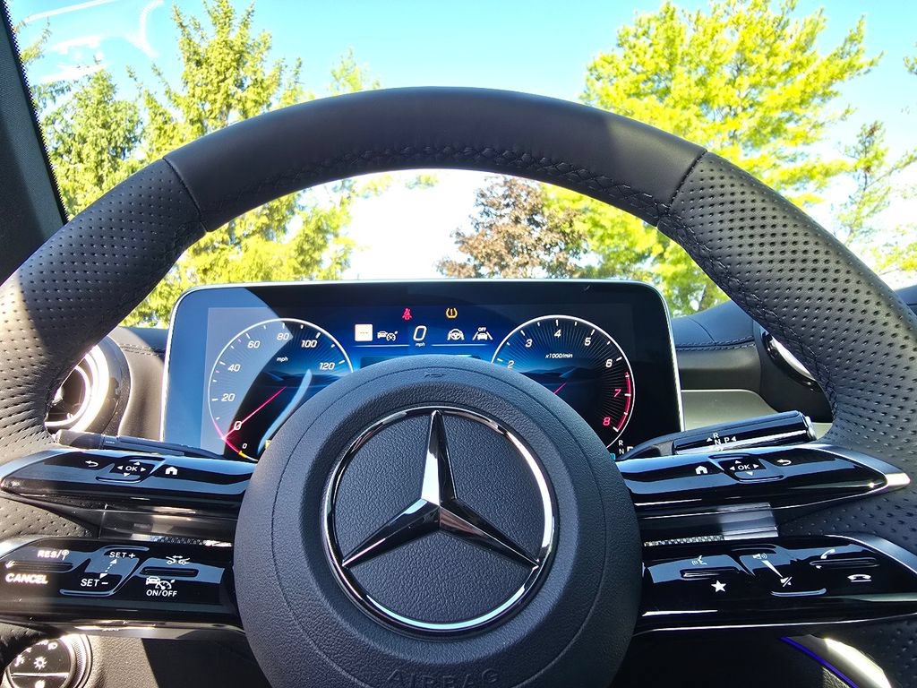 New 2027 Mercedes-Benz CLE 300 4MATIC Coupe image 26