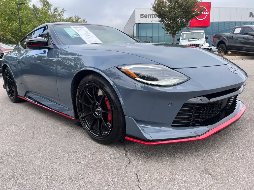 Used 2024 Nissan Z NISMO w/ Floor Mat Package RWD image 3