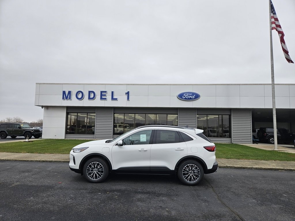 New 2026 Ford Escape SE