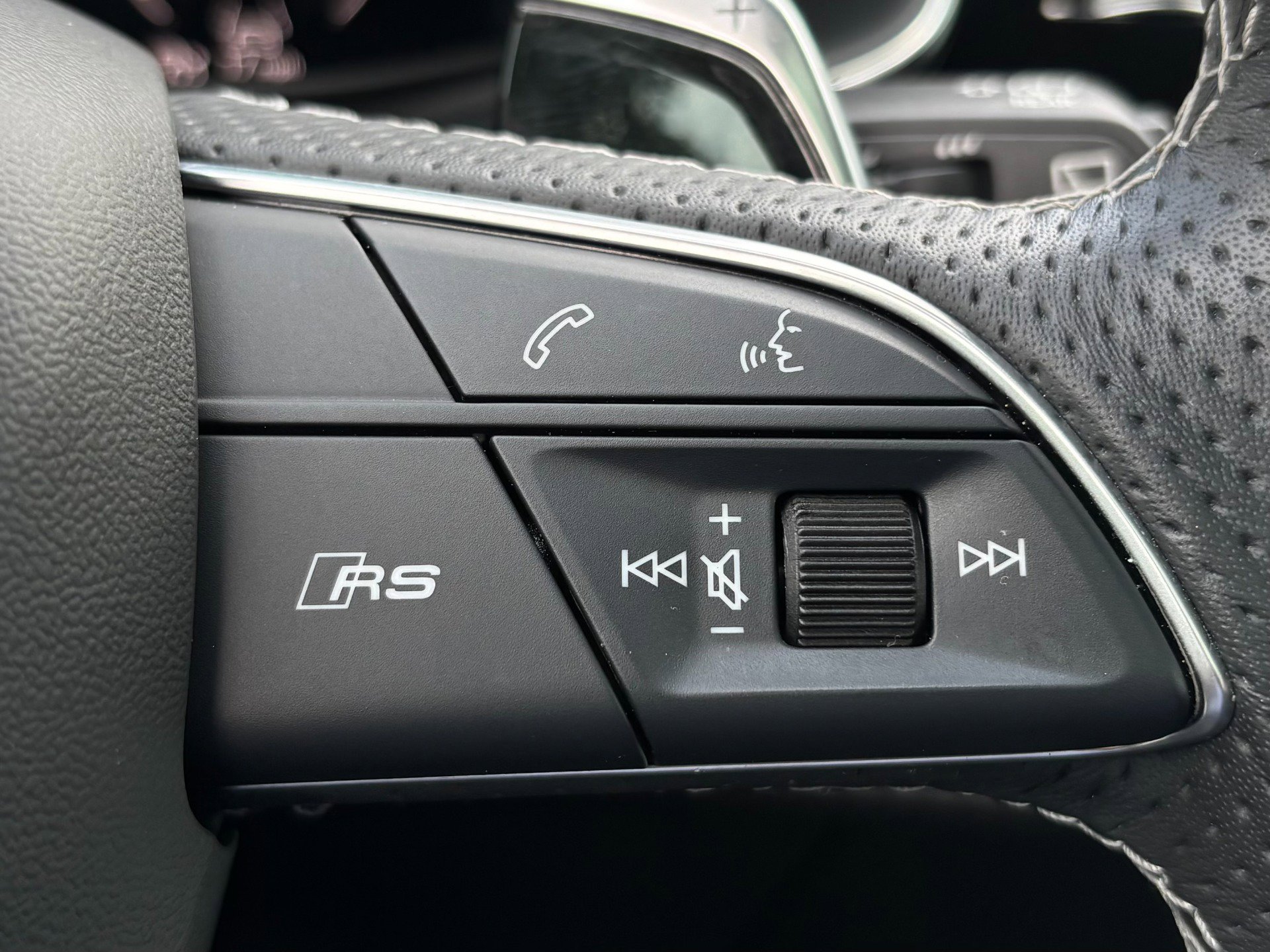Used 2025 Audi RS Q8 performance AWD/4WD image 37