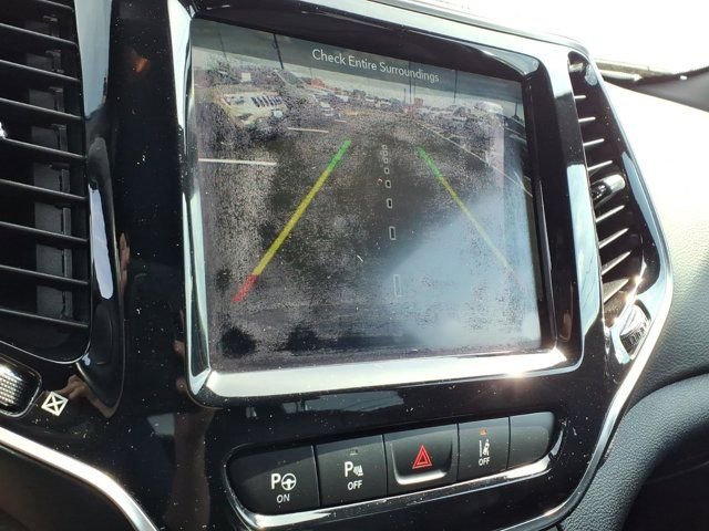 Used 2019 Jeep Cherokee High Altitude image 11