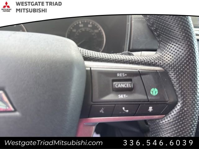 Used 2023 Mitsubishi Outlander SE image 17