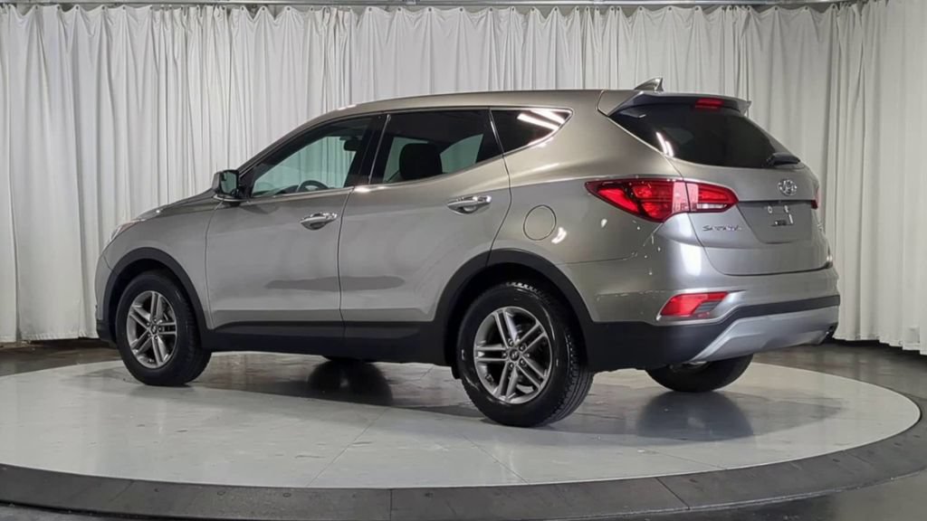 Used 2017 Hyundai Santa Fe Sport AWD/4WD image 8