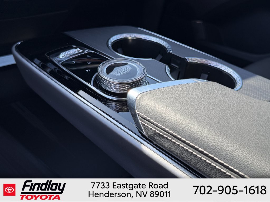 Used 2024 Cadillac Lyriq Sport AWD/4WD image 29