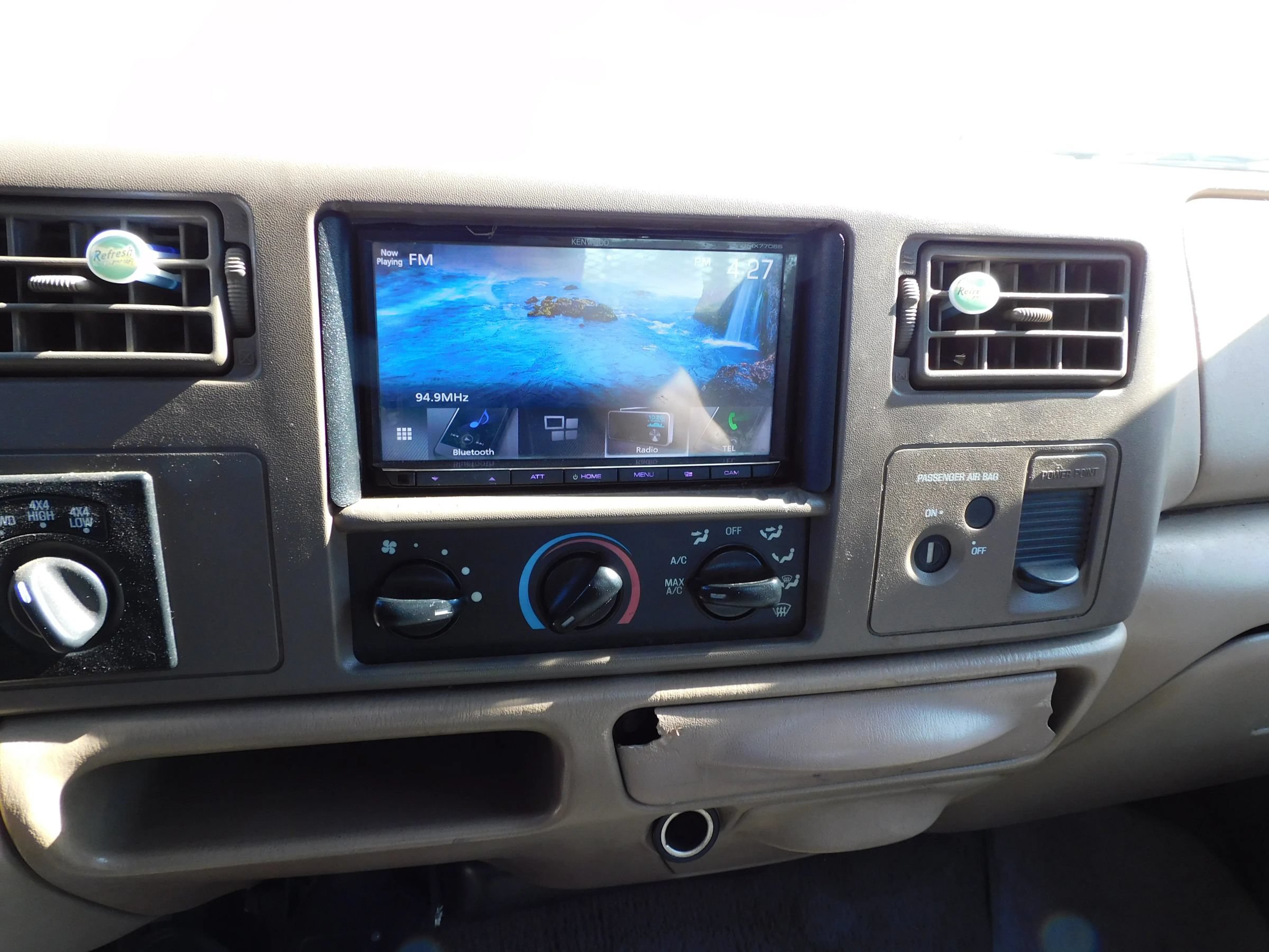 Used 1999 Ford F250 4x4 SuperCab Super Duty image 18