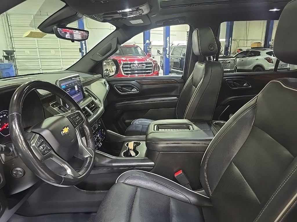 Used 2021 Chevrolet Tahoe Premier w/ Premium Package image 20