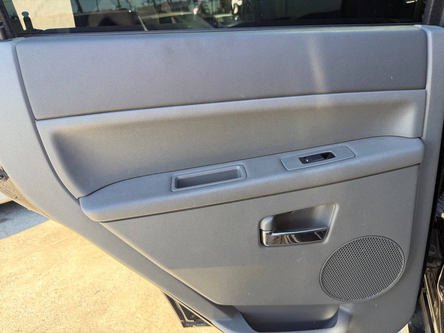 Used 2007 Jeep Grand Cherokee SRT8 w/ SRT Option Group I image 18