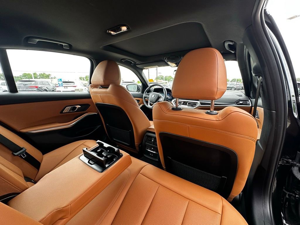 Used 2022 BMW 330i Sedan w/ Premium Package 2 image 29