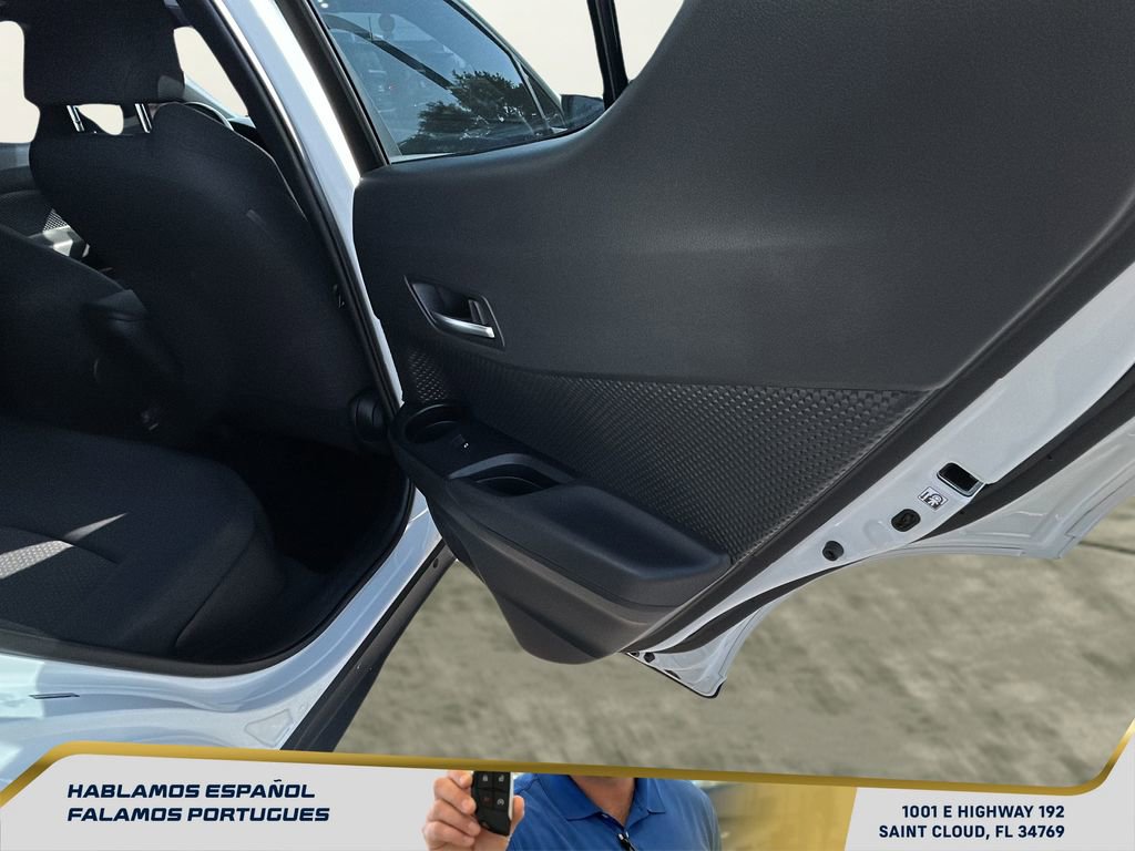 Used 2019 Toyota C-HR LE image 27