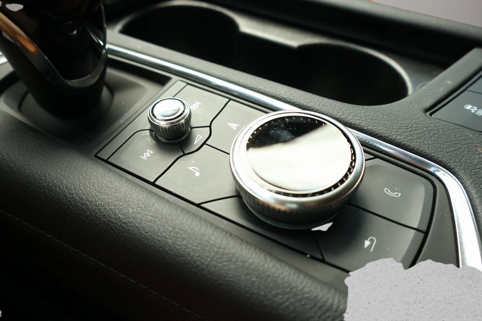 New 2025 Cadillac XT5 Premium Luxury image 28