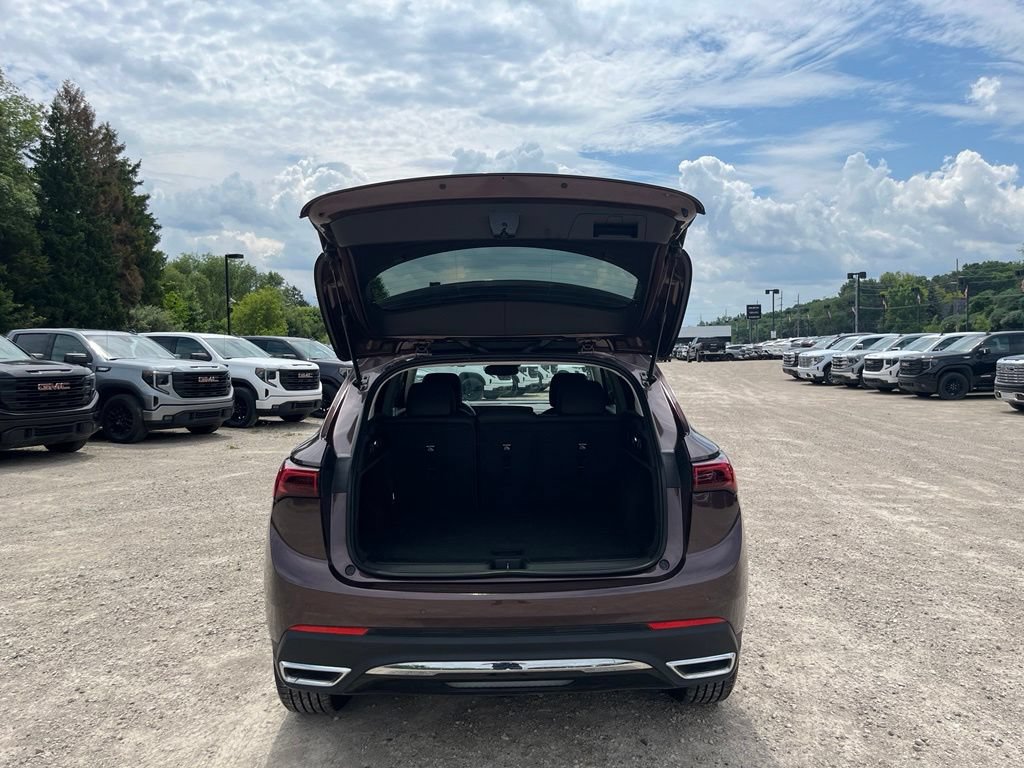 Used 2024 Buick Envision Preferred AWD/4WD image 8