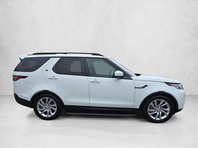 Used 2018 Land Rover Discovery HSE AWD/4WD image 4