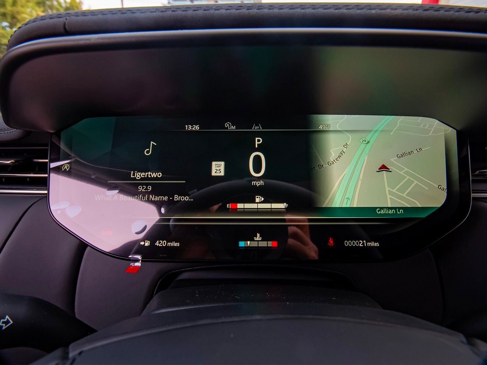 New 2025 Land Rover Range Rover Sport Dynamic SE image 9