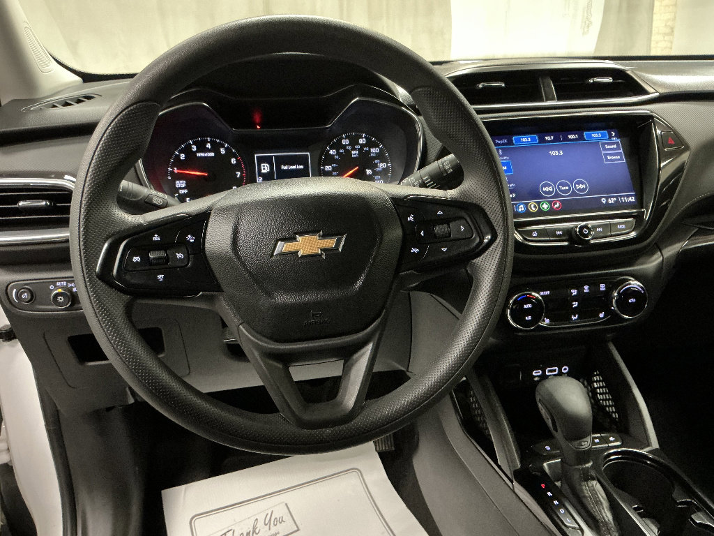 Used 2022 Chevrolet TrailBlazer LT w/ Convenience Package FWD image 13