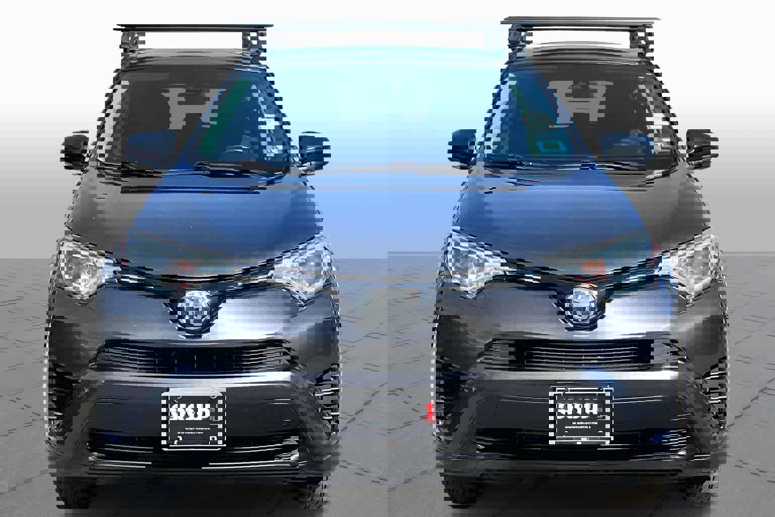 Used 2018 Toyota RAV4 LE w/ All Weather Liner Package image 4