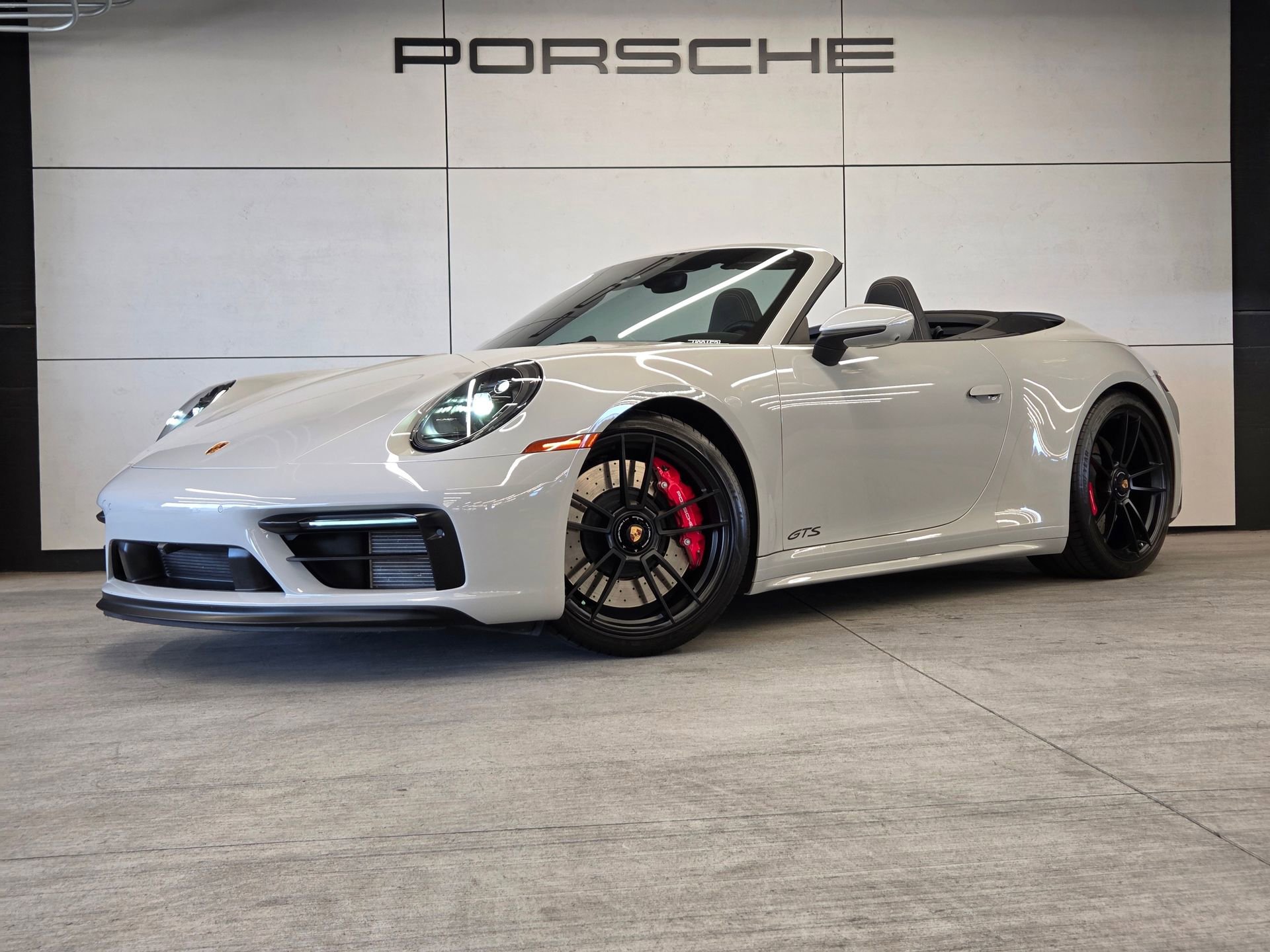 Certified 2022 Porsche 911 Carrera GTS RWD image 1