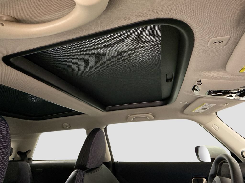 Certified 2025 MINI Cooper S FWD image 16