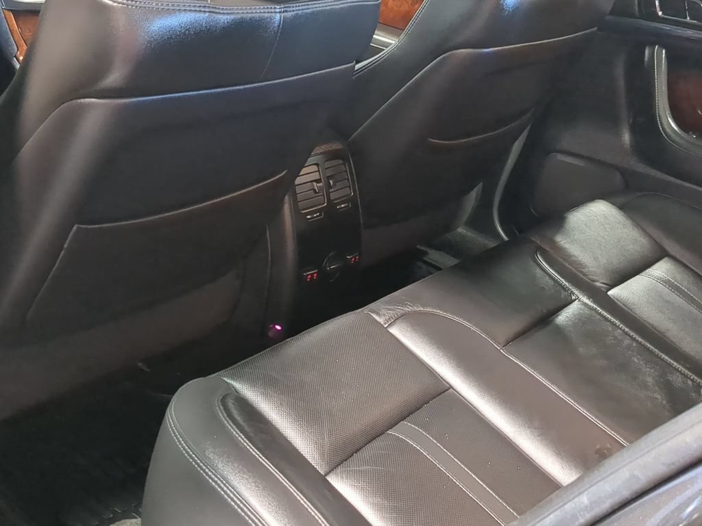 Used 2015 Lincoln MKS AWD w/ Equipment Group 201A image 22