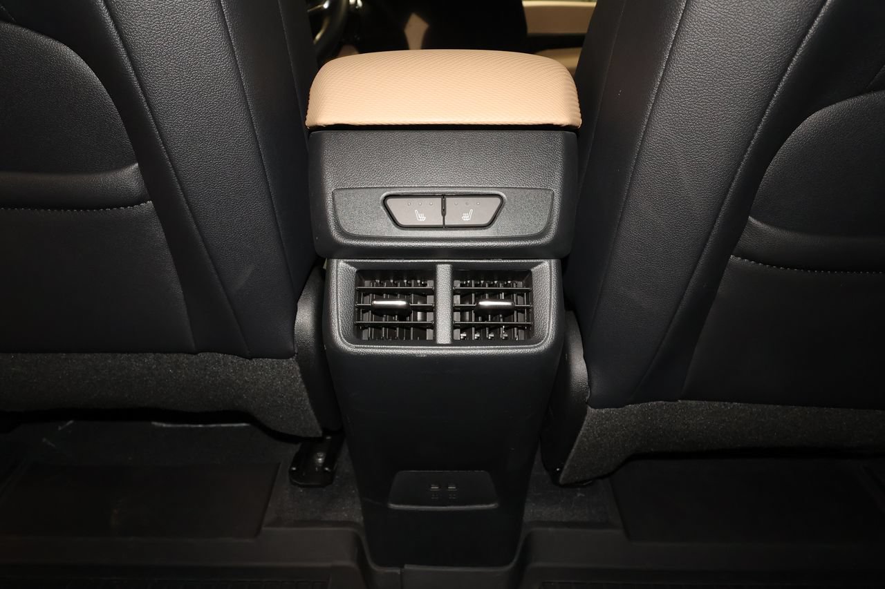 Used 2026 Chevrolet Equinox ACTIV w/ Convenience Package III AWD/4WD image 31