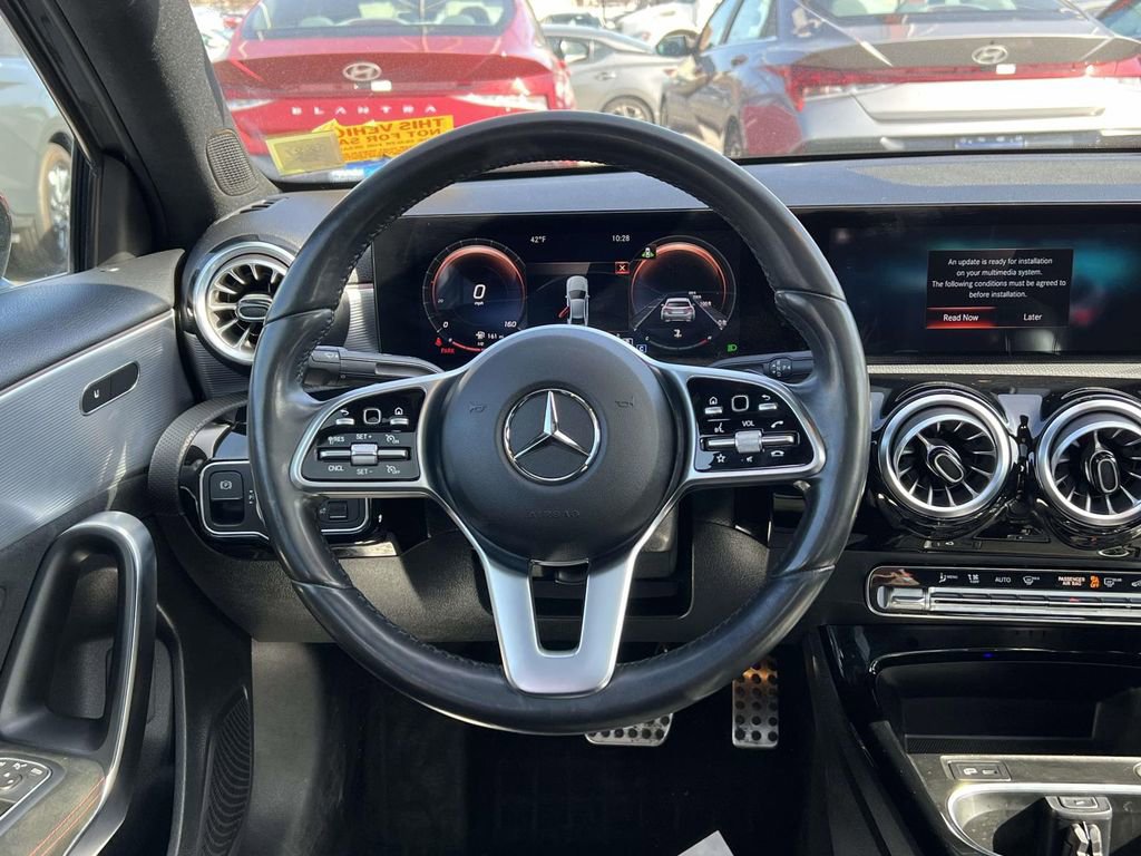 Used 2022 Mercedes-Benz A 220 4MATIC image 15