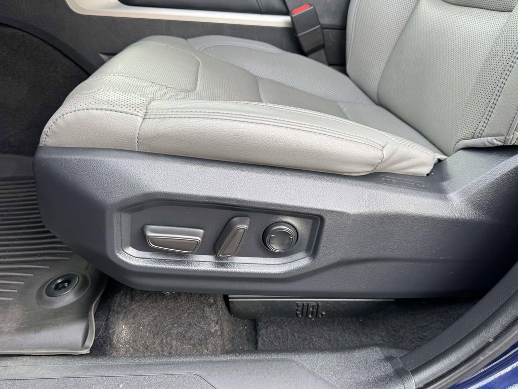 Used 2022 Toyota Tundra Limited image 19