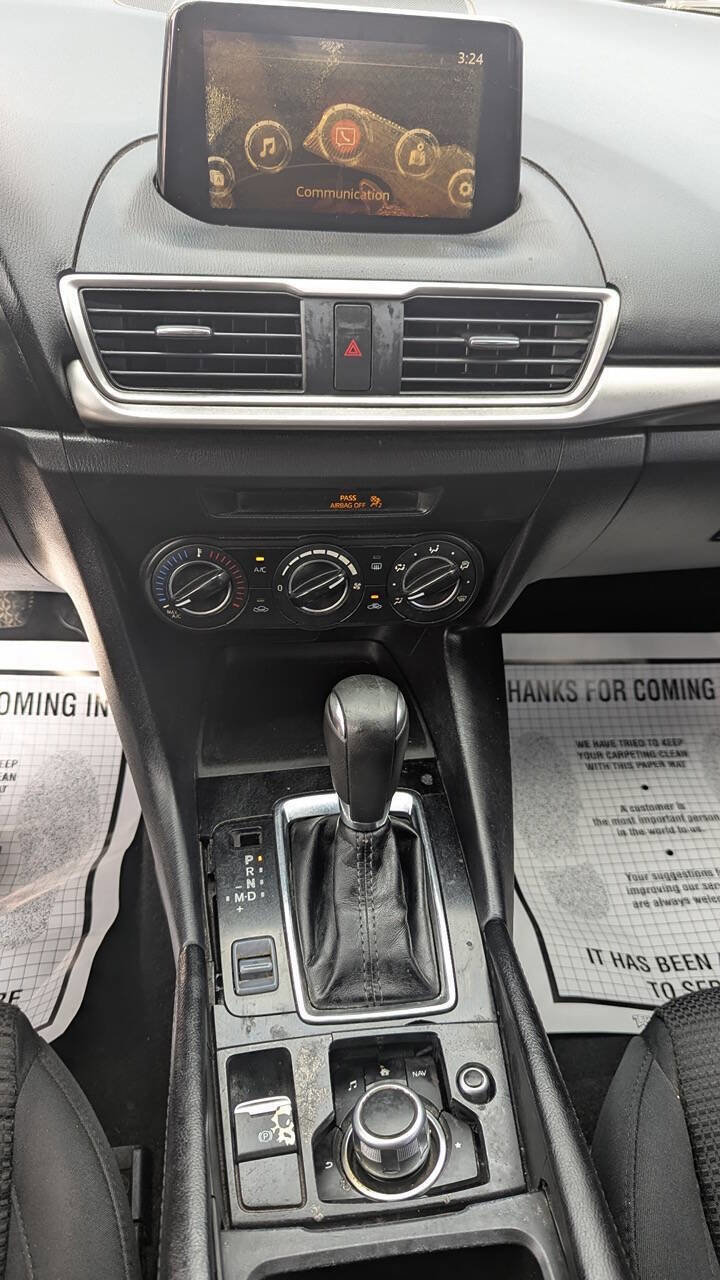 Used 2017 MAZDA MAZDA3 Sport w/ Preferred Equipment Package image 9