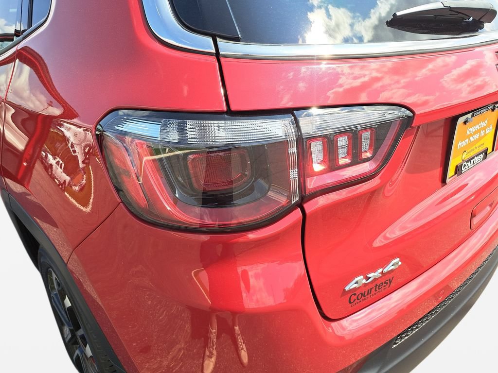 Certified 2023 Jeep Compass Limited AWD/4WD image 33